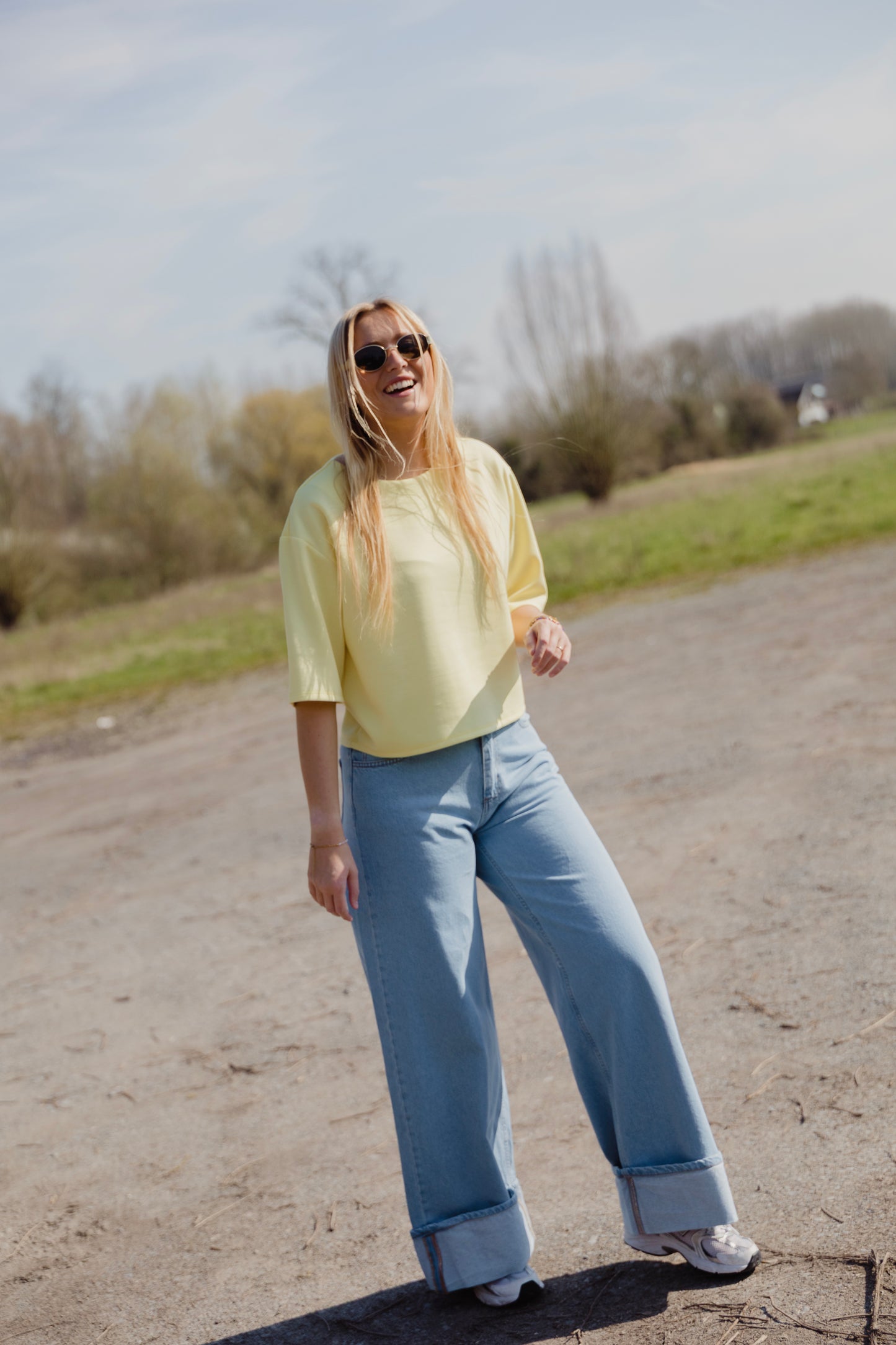 KATE YELLOW TEE