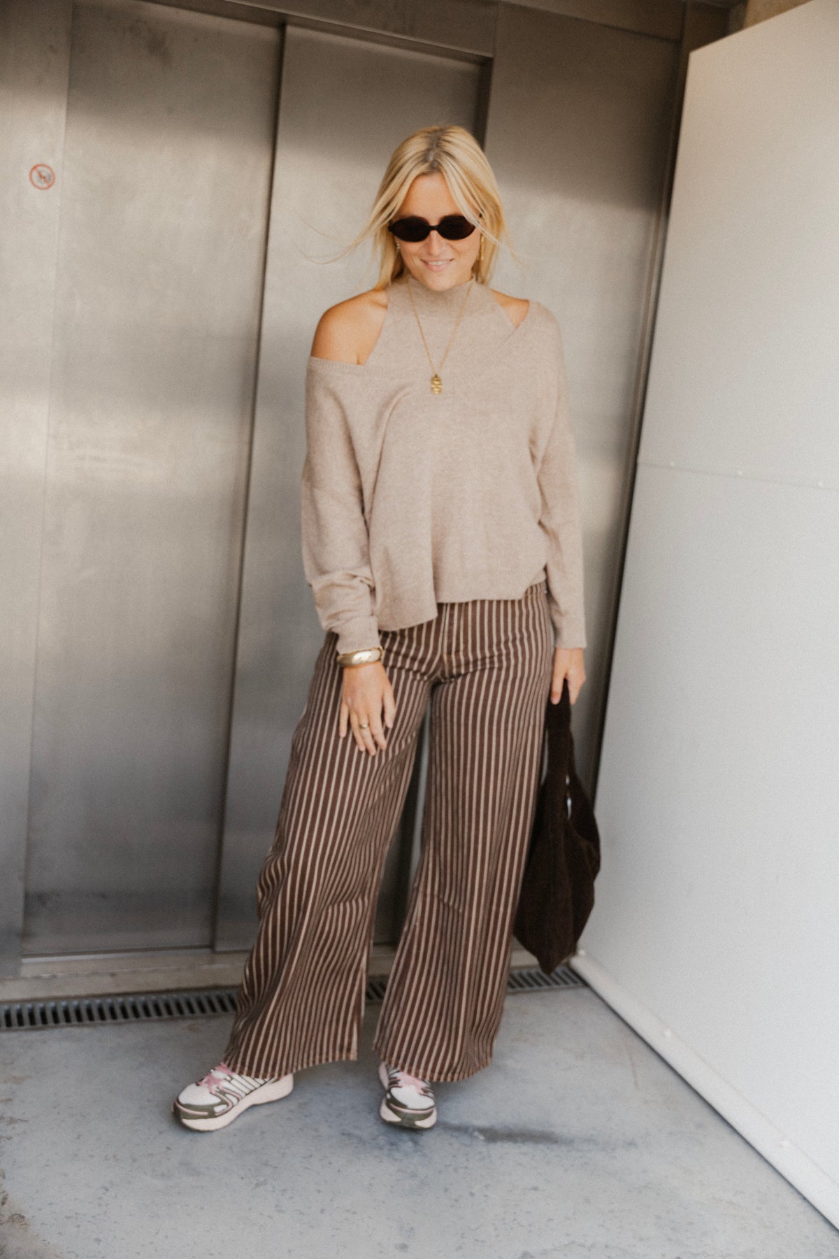 TWO-PIECE KNIT TAUPE