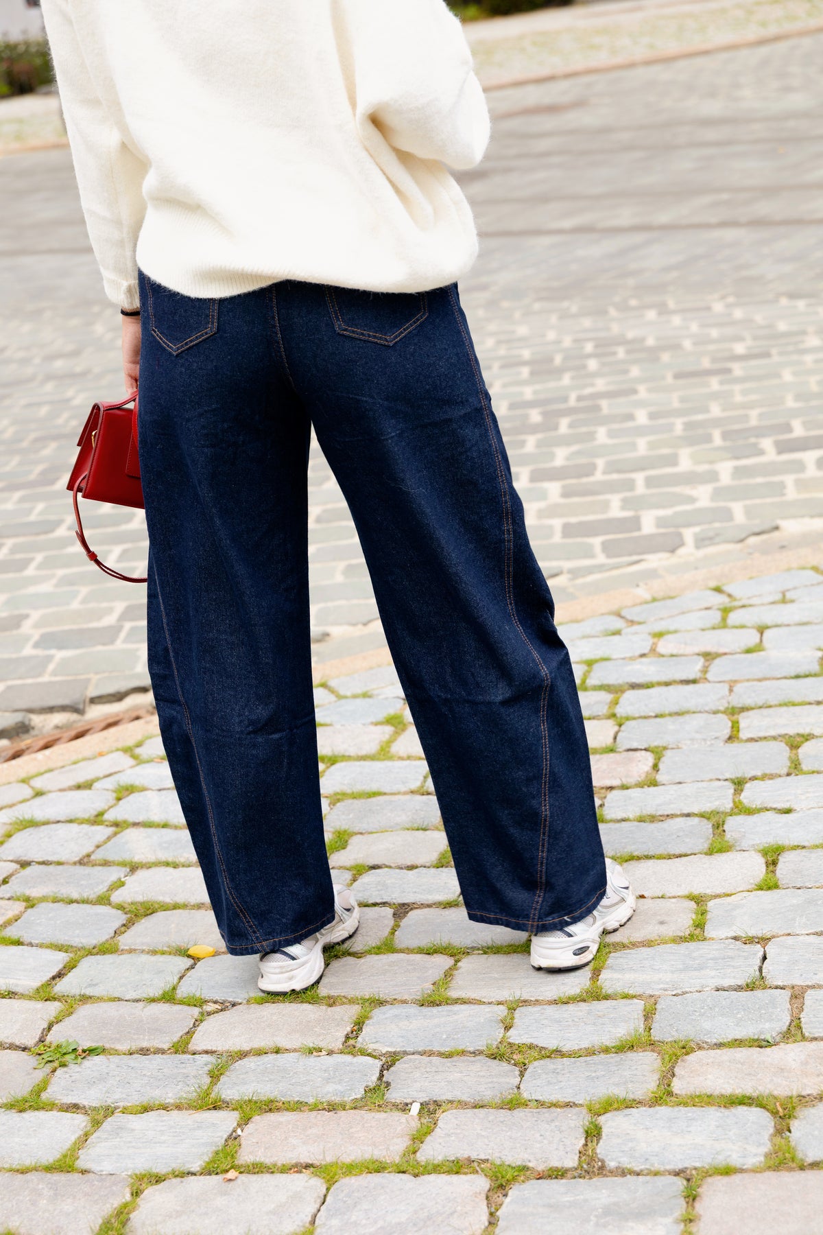 HAZEL BALLOON DARK JEANS