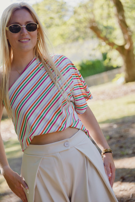 COLORFUL STRIPED TOP