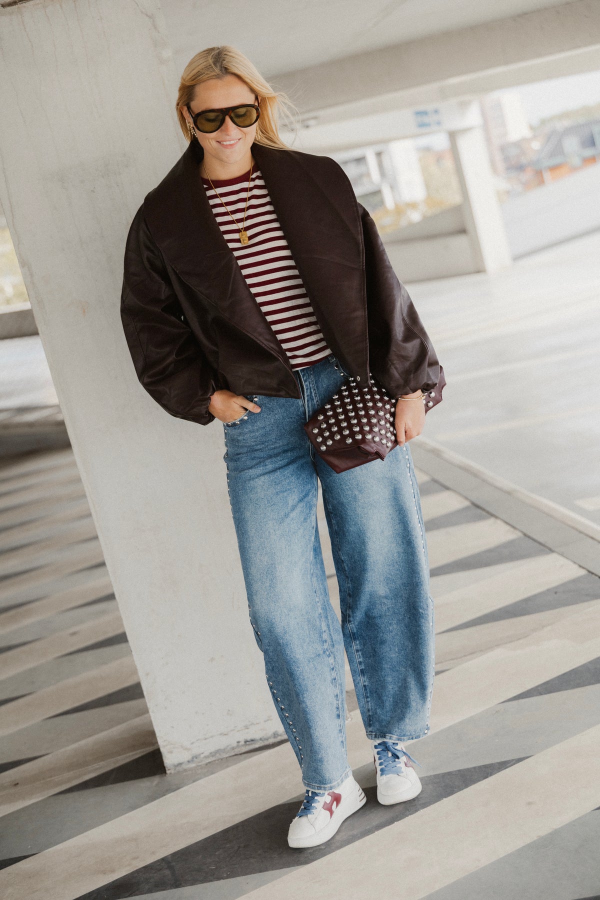 STUD BALLOON JEANS