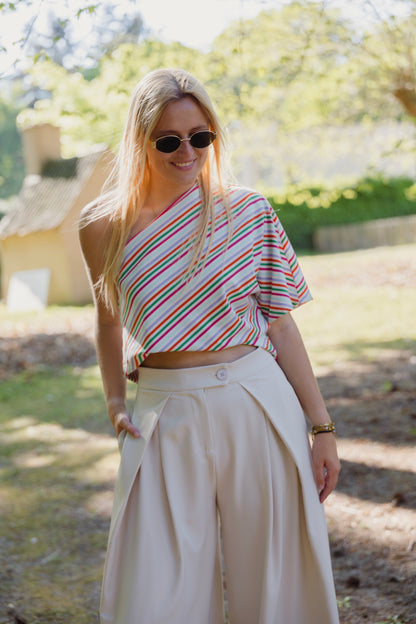 COLORFUL STRIPED TOP